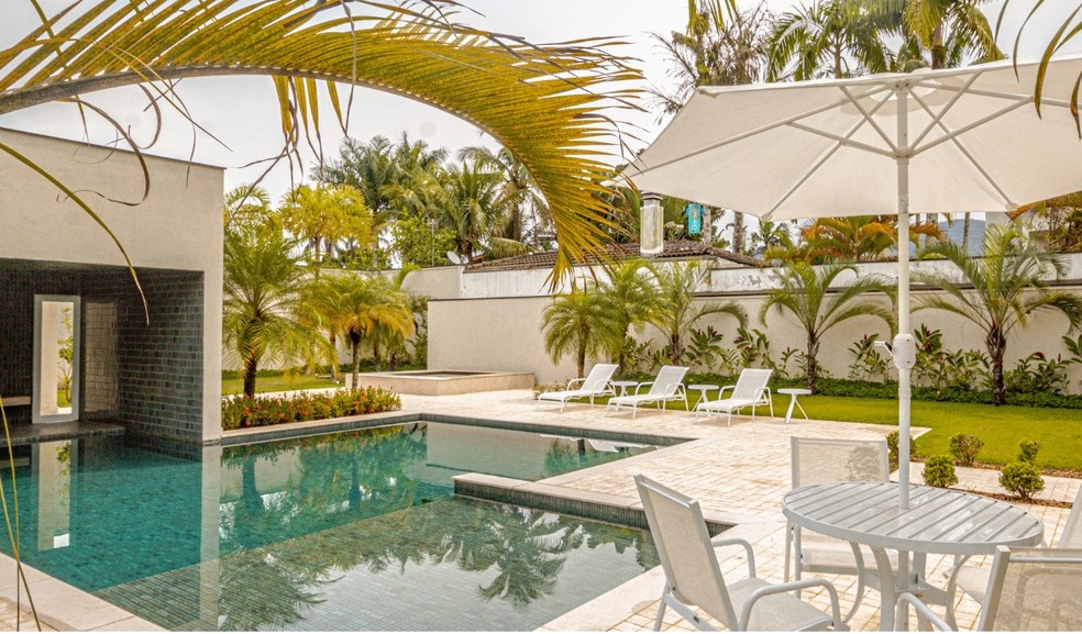 A casa localizada no Jardim Acapulco está à venda no site da Factual. — Foto: Factual Negócios Imobiliários