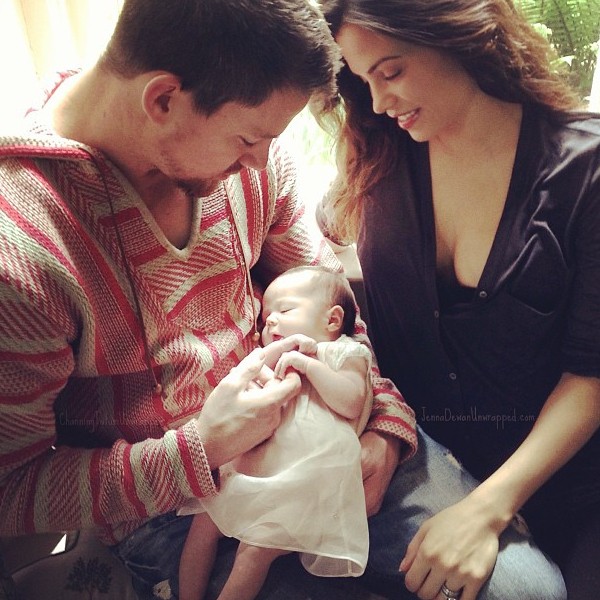 Channing Tatum e Jenna Dewan com sua filha (Foto: Facebook)