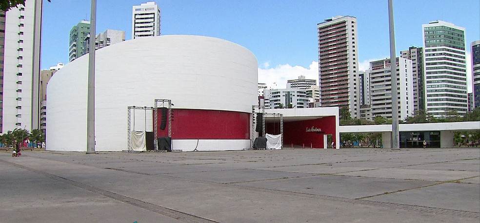Parque Dona Lindu, em Boa Viagem, funciona normalmente no feriadão de Natal (Foto: Reprodução/TV Globo)