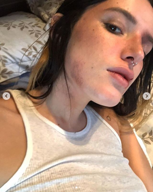 Bella Thorne com maquiagem de Halloween (Foto: Instagram)
