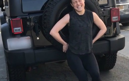 Seguidores Masculinos De Brie Larson Criticam Atriz Por Video Empurrando Carro Em Treino Nao E Tao Dificil Monet Filmes