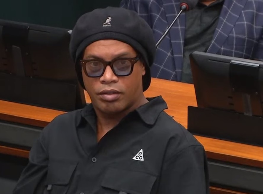O ex-jogador Ronaldinho Gaúcho compareceu à CPI das Pirâmides Financeiras