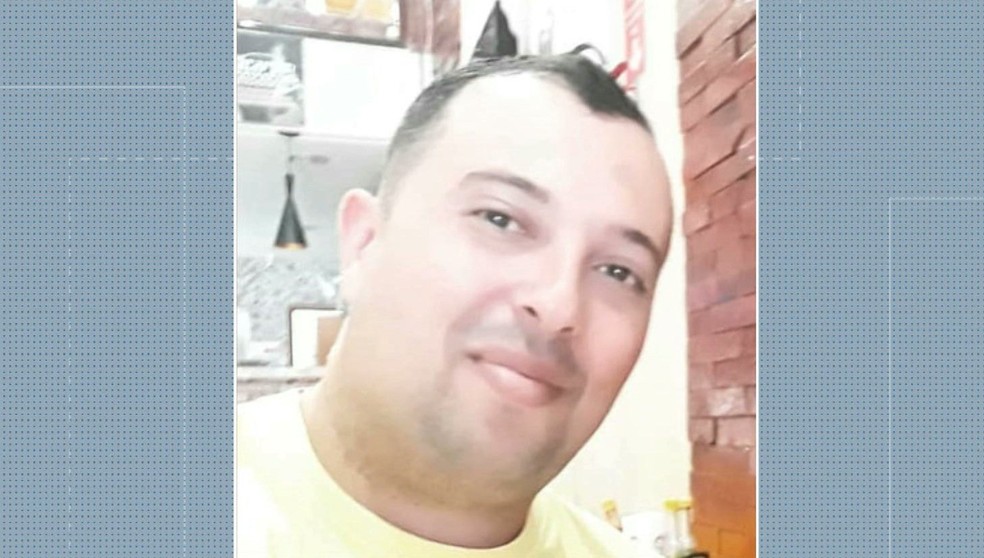 Cabo da PolÃ­cia Militar Emerson Thiago Soares de Lima, de 34 anos, foi morto apÃ³s ser atingido por tiro acidental, em Campina Grande â€” Foto: TV ParaÃ­ba/ReproduÃ§Ã£o