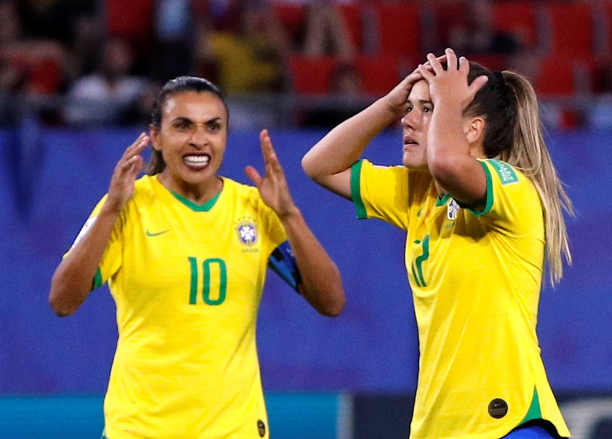 Director Of Pes 2020 Rejects Involvement Of Women S Teams Support But Not In Plans Dog Onties Com