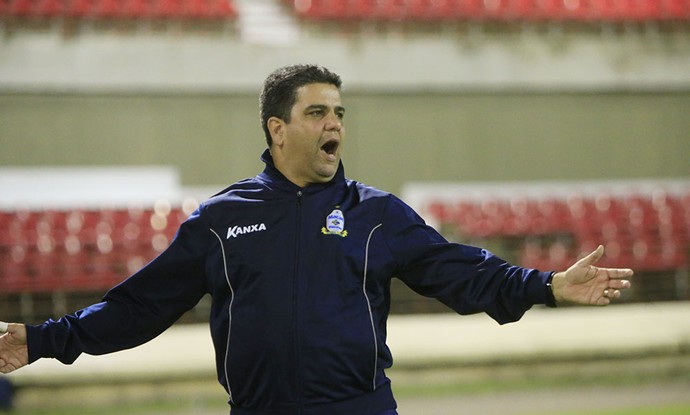 Marcelo Cabo, técnico do Macaé (Foto: Ailton Cruz/Gazeta de Alagoas)