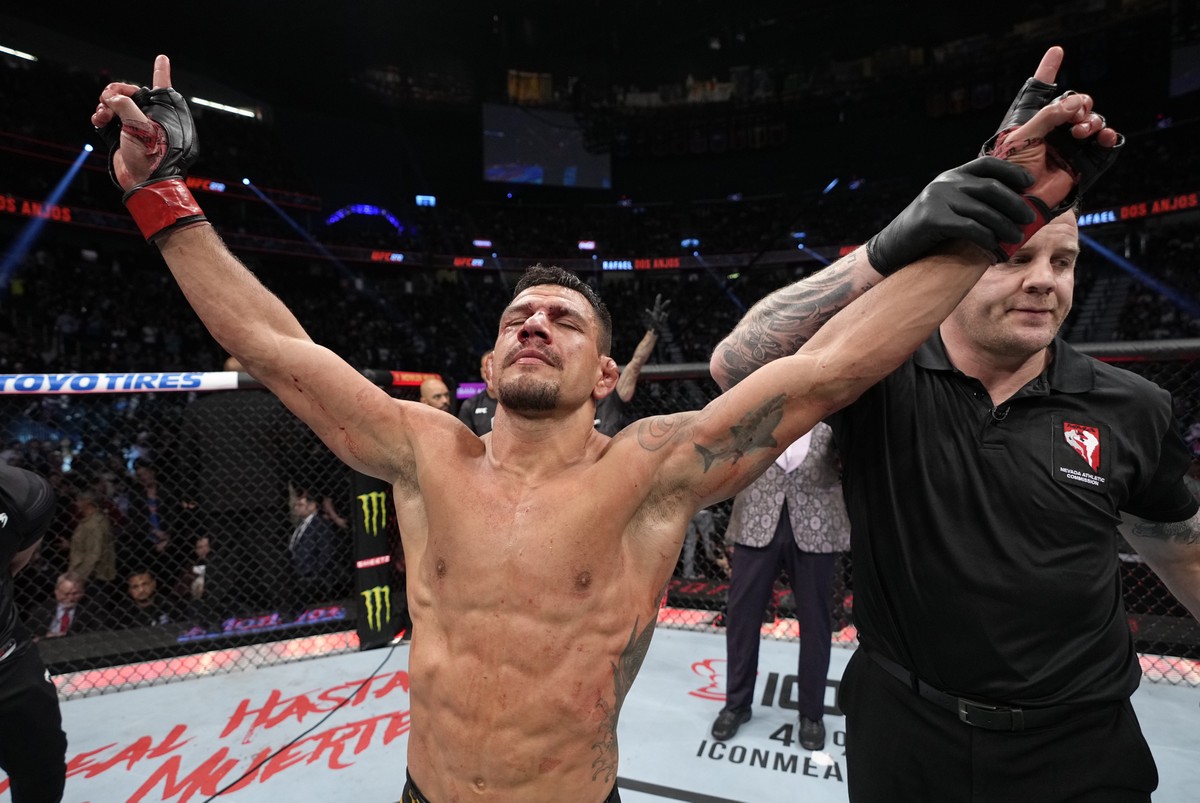 UFC 272: Rafael dos Anjos vence al Guerrero Renato Moikano en sangrienta batalla en Las Vegas |  Luchando
