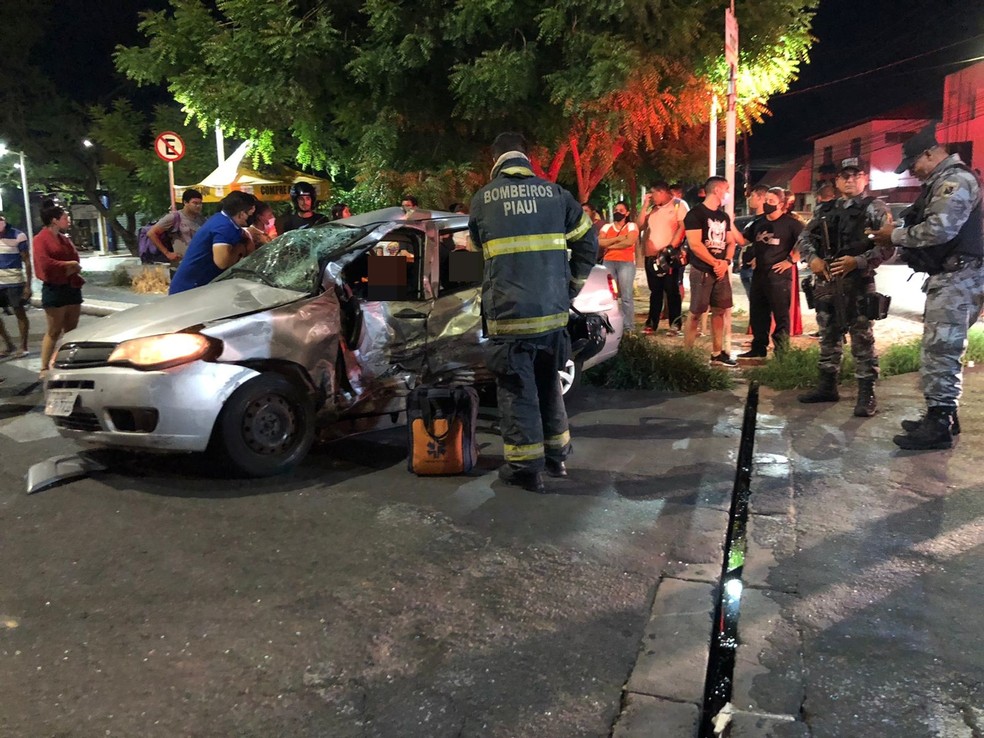 Acidente deixou uma pessoa morta em Teresina — Foto: Reprodução/WhatsApp