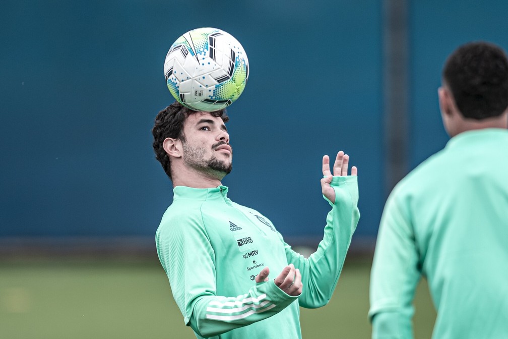 A semana de reviravoltas de Daniel Cabral no Flamengo