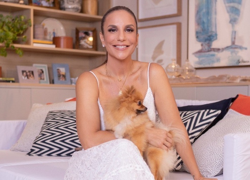A Vila Multishow Assistir Online Gratis Ivete Sangalo Em Casa E A Superlive Da Rainha Do Brasil Ao Vivo