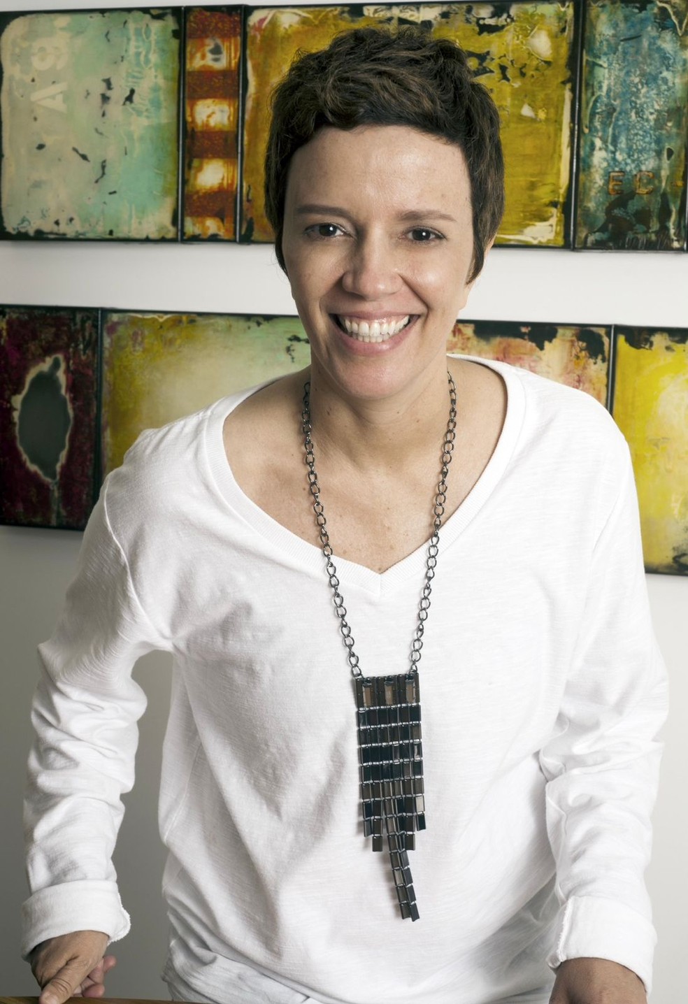 Literatura Fantástica escritora brasileira premiada na Inglaterra lança livroinfantojuvenil