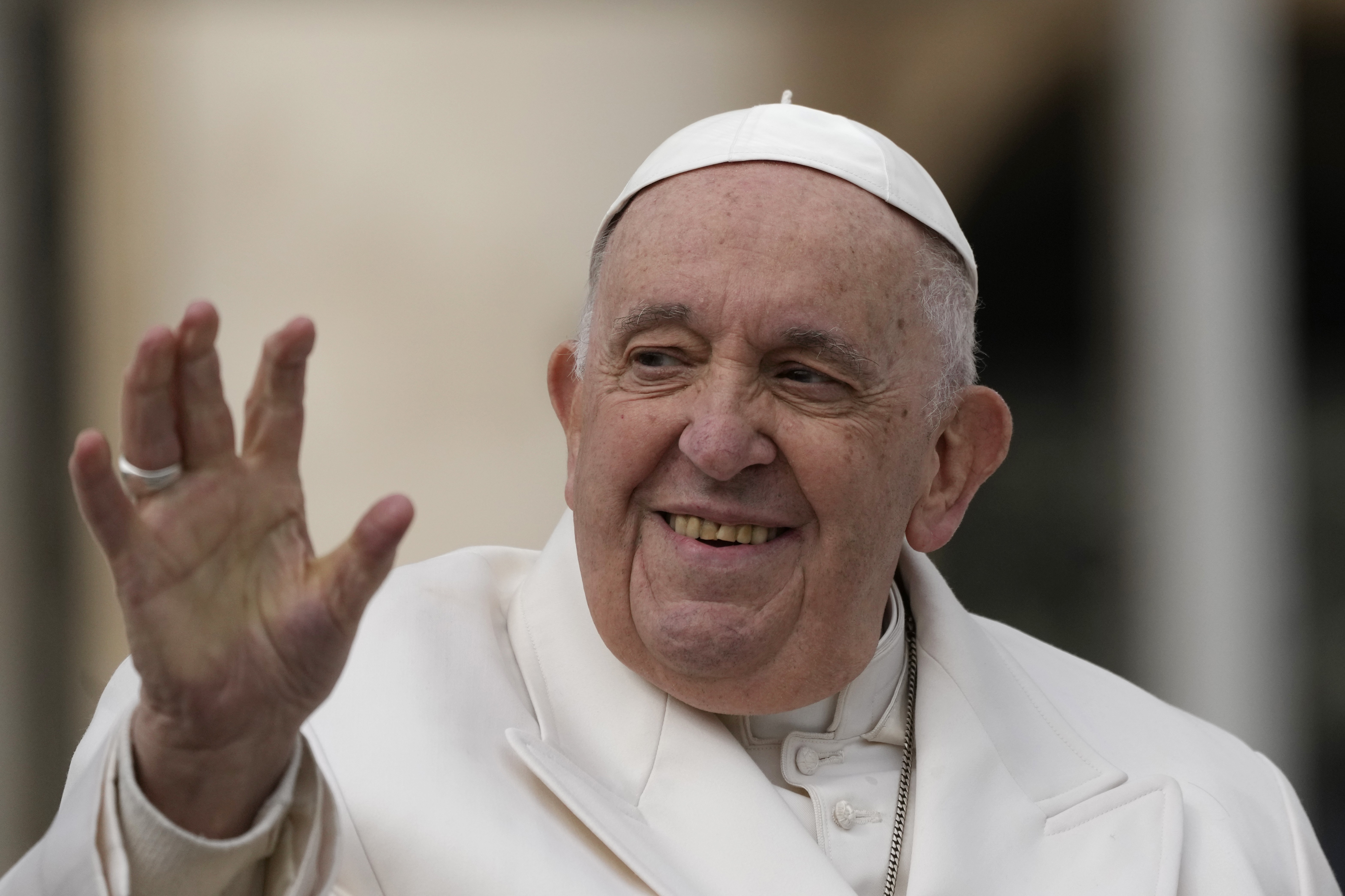 Papa Francisco terá alta do hospital na manhã deste sábado e rezará missa de Domingo de Ramos