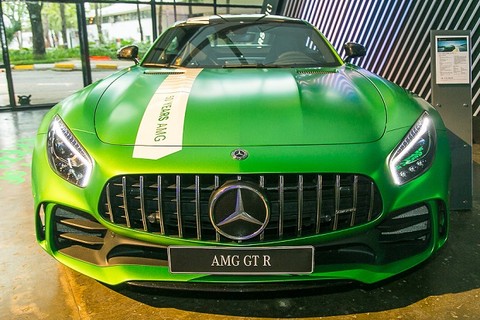 O possante Mercedes-AMG GT R foi um dos destaques do MOTY 2017