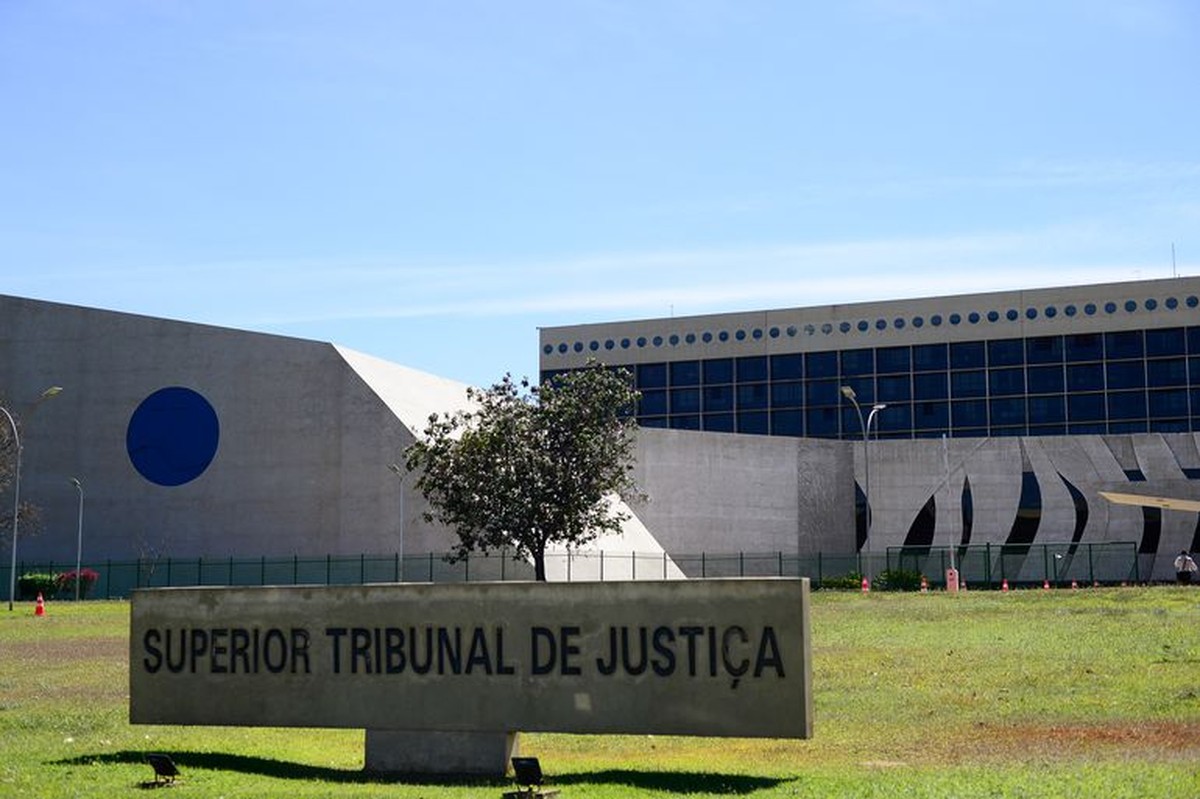 Câmara aprova PEC que limita recursos ao Superior Tribunal de Justiça