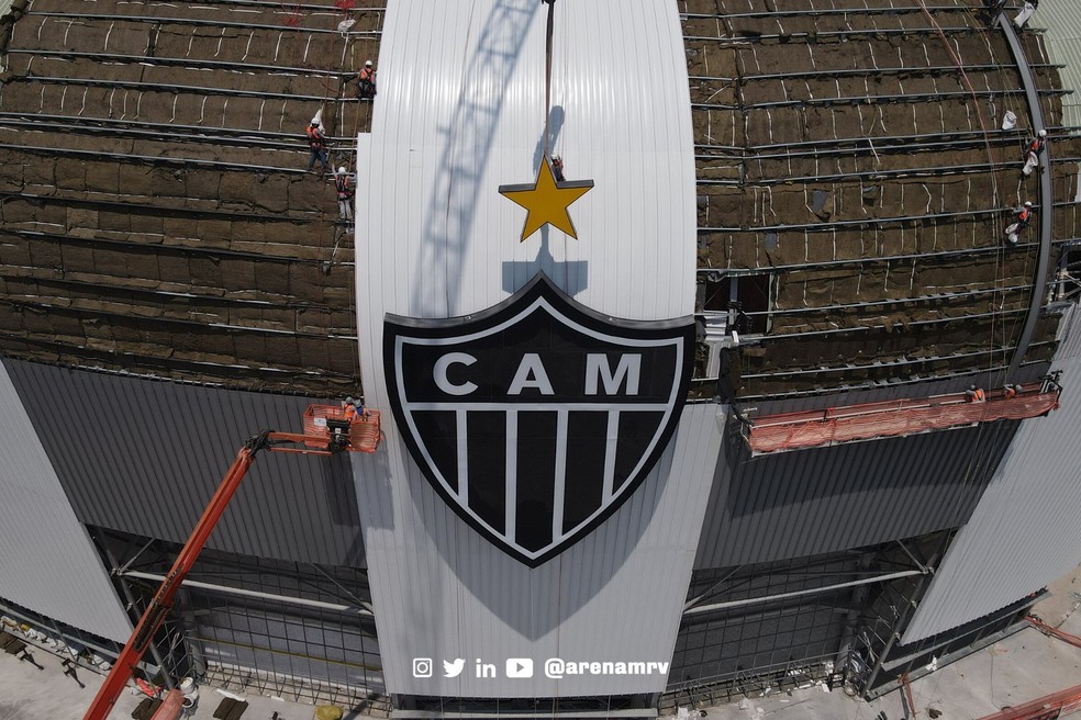 galo escudos arena