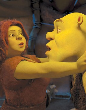 Na nova versão de 'Tão, Tão Distante', Fiona não reconhece Shrek, mas ele precisa beijá-la para ter sua vida de volta (Foto: Divulgação / Reprodução)
