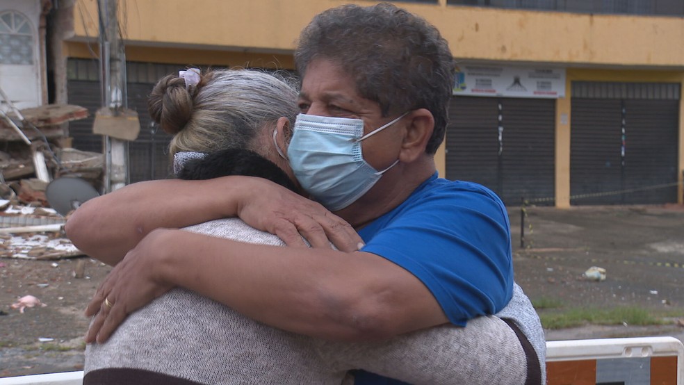 Neide Lira e marido Rabib Baragchum abraçados, no DF — Foto: TV Globo/Reprodução