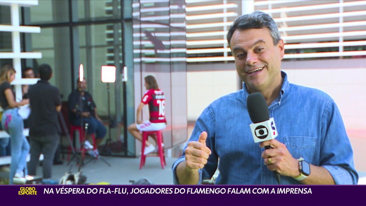 Na v&eacute;spera do Fla-Flu, jogadores do flamengo falam com a imprensa