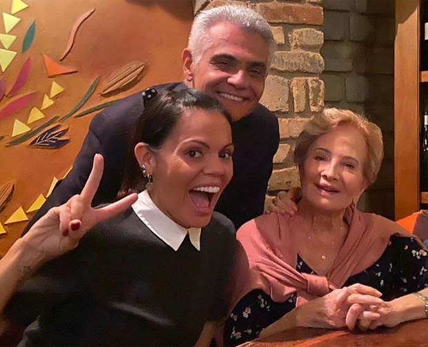 Mocita Fagundez, Tarcísio Filho e Glória Menezes (Foto: Reprodução/Instagram)