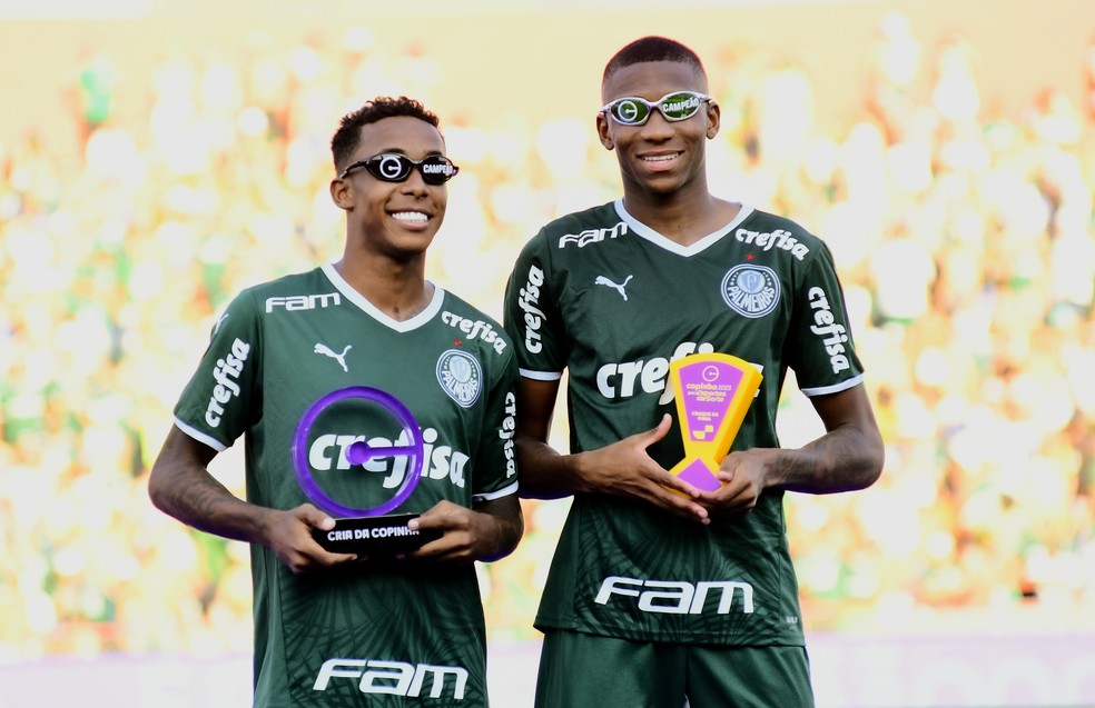 Kevin e Patrick foram escolhidos como destaques do Palmeiras na final da Copinha — Foto: Marcos Ribolli
