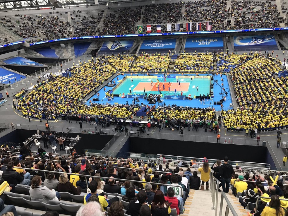 Arena da Baixada teve bom público nesta quinta (Foto: FIVB)