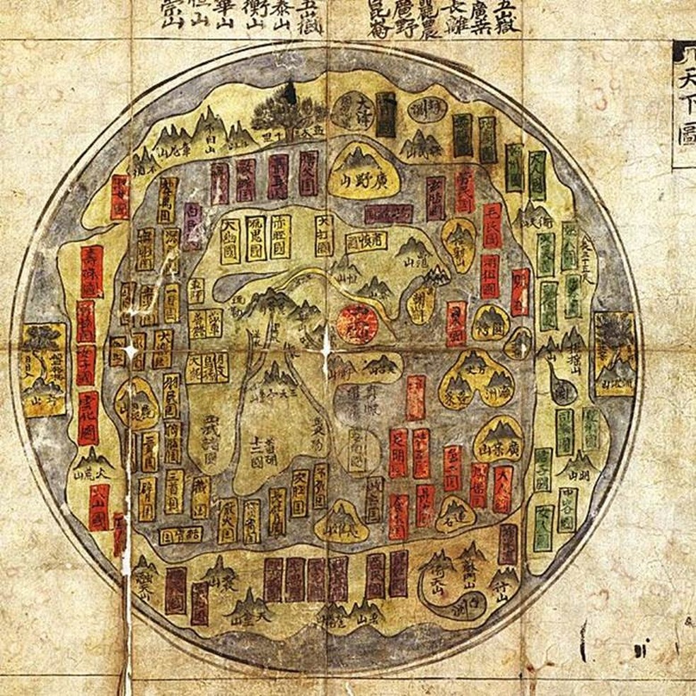 Mapa mundi, do século 8, com representação tradicional da crença coreana de que a Terra é plana  (Foto: Science Photo Library)