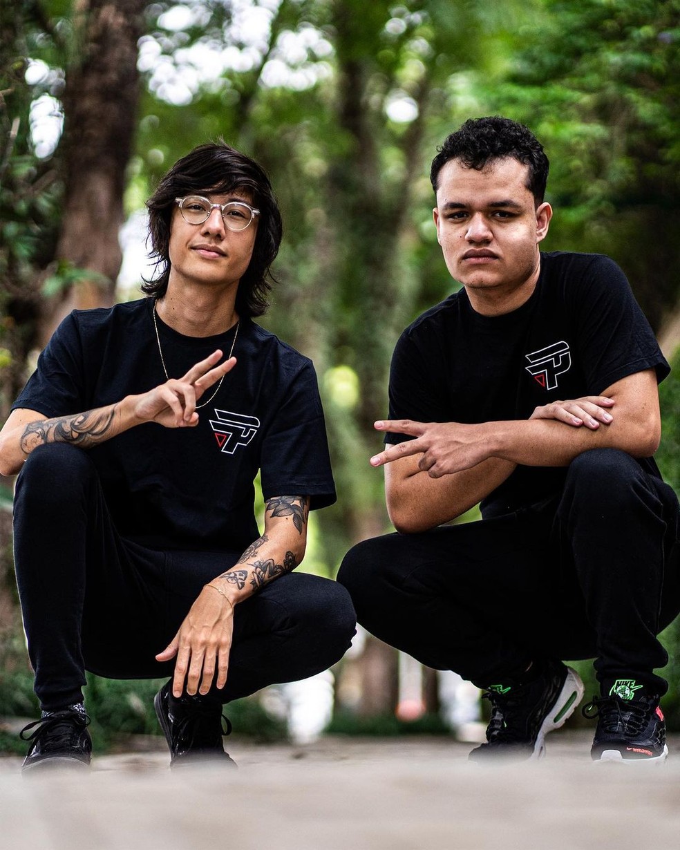 Tinowns e Cariok foram centro de polêmica sobre comunicação em inglês nesta semana — Foto: Divulgação/paiN Gaming