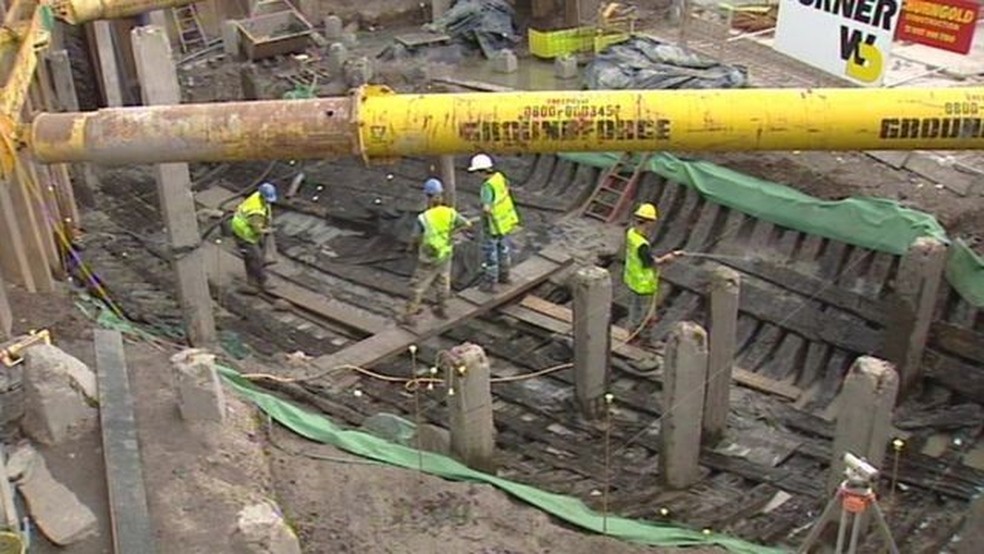 O navio foi encontrado em 2002, durante a construção de um novo teatro em Newport — Foto: Divulgação