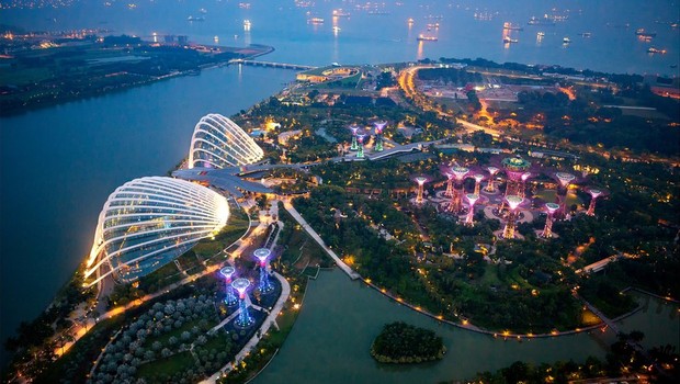 Conhecida como 'A Peróla da Ásia', Cingapura é um dos maiores centros financeiros do mundo (Foto: Getty Images via BBC)