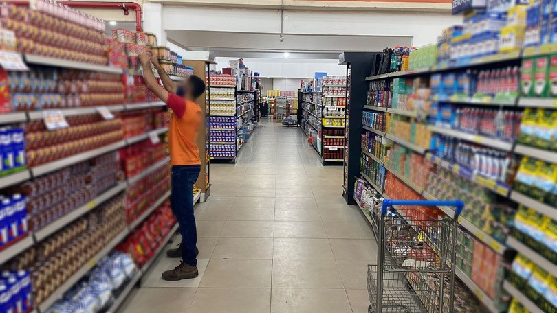 Com inflação em 11,73%, Bolsonaro pede que supermercados cortem margem de lucro na cesta básica