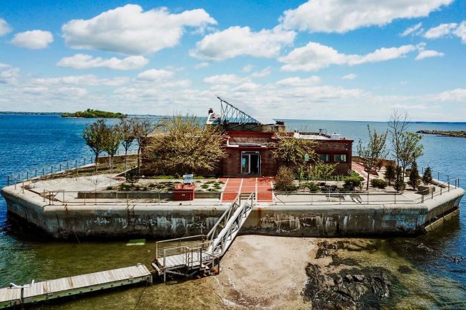 Ilha sustentável em Nova York está a venda por US$ 13 milhões (Foto: Divulgação/Sotheby’s International Realty)