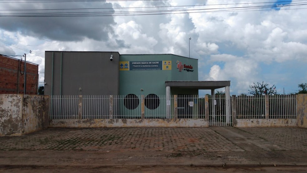 Urap Francisco Barbosa Guerra, no bairro Comara, está fechada após os servidores se infectarem com Covid — Foto: Izaías Gomes/Rede Amazônica Acre