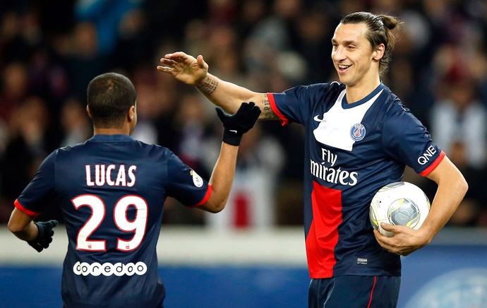 Ibrahimovic gol PSG contra o Nice (Foto: Reuters)