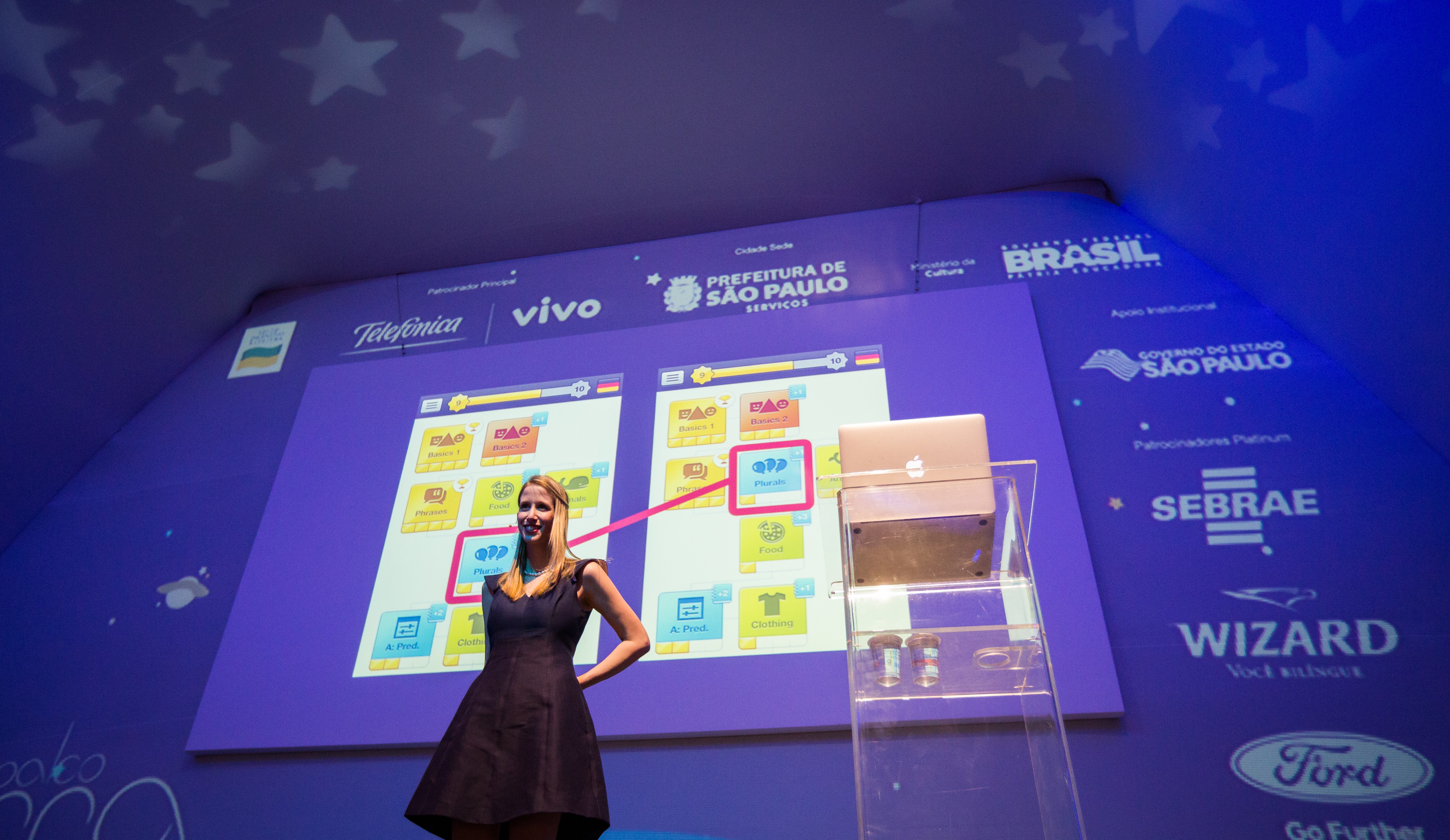 Gina Gotthilf, diretora de marketing do Duolingo, palestra na Campus Party 2015 (Foto: Campus Party Brasil/flickr/creative commons)