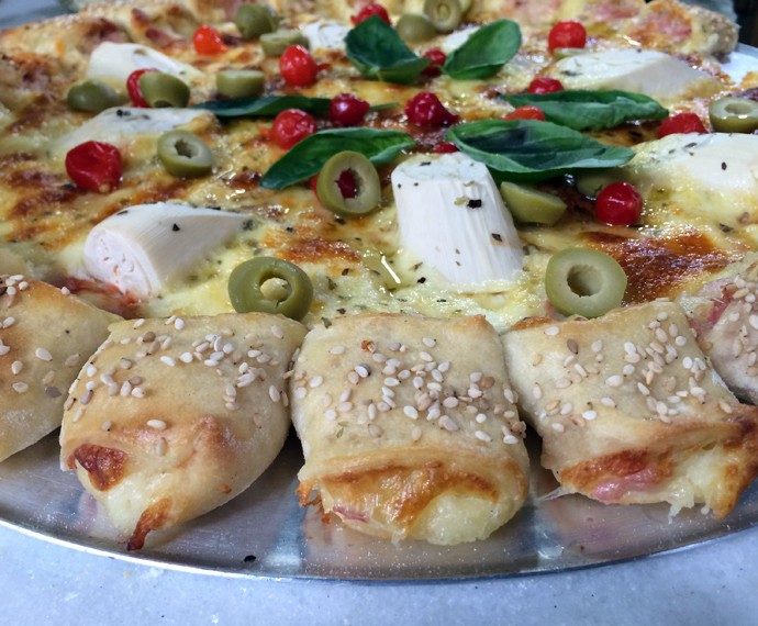 Pizza caseira pode ser incrementada com diferentes bordas (Foto: Mais Você/Gshow)