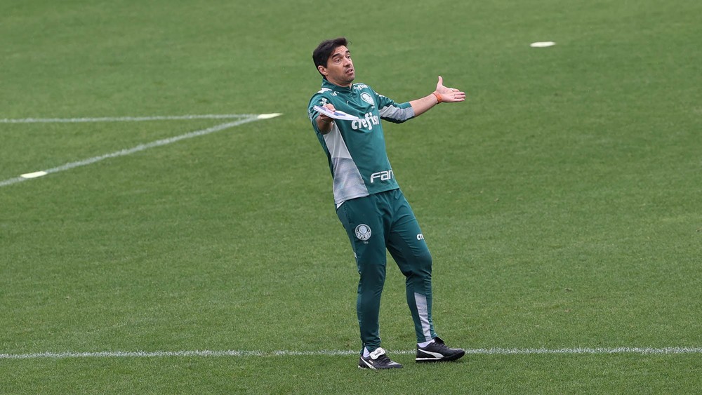 Treino do Palmeiras tem Tabata em recuperação e trabalhos técnicos e táticos com o elenco