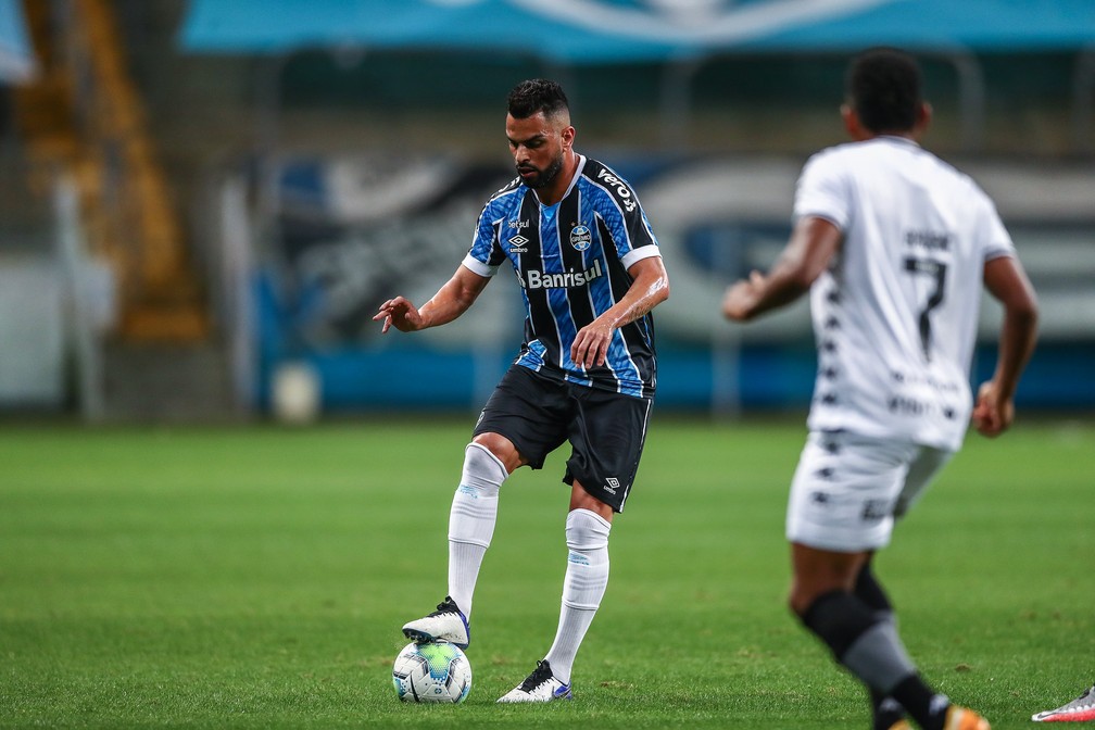 Maicon Retoma Titularidade No Gremio Apos Um Mes Participa Dos Tres Gols E Reforca Lideranca Gremio Ge