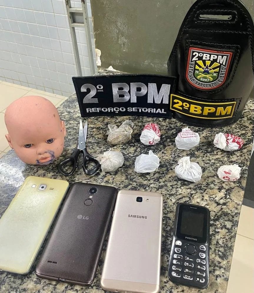 Jovem é preso com maconha escondida dentro da cabeça de boneca em Boa Vista