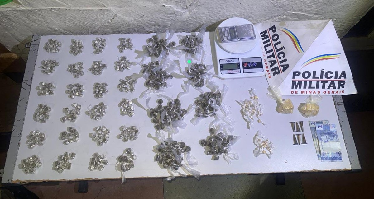 Drogas são apreendidas em casa no Nova Suíça, em Montes Claros; homem que estava em prisão domiciliar foi detido