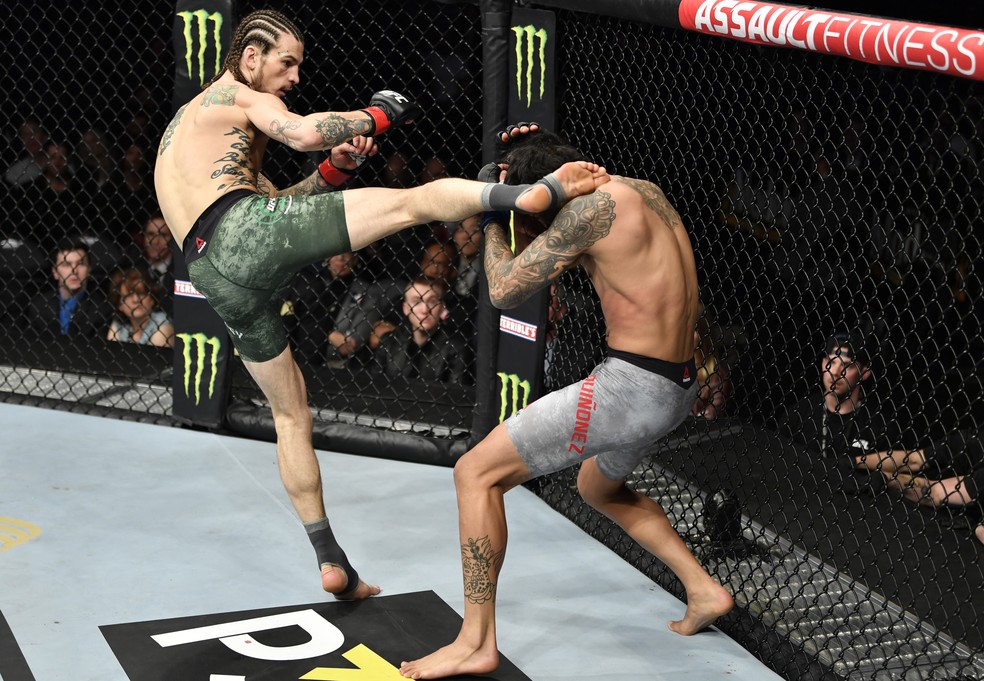 Sean O'Malley x José Quiñonez UFC 248 — Foto: Getty Images