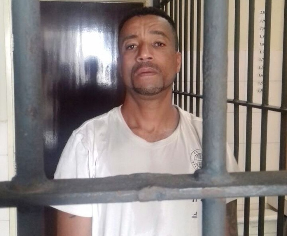 Aloisio Antonio foi localizado com mais de 15 kg de drogas em Registro, SP (Foto: G1 Santos)