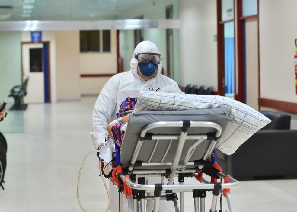 Hospital de Retaguarda da Nilton Lins começou a receber pacientes neste sábado. — Foto: Divulgação/Secom