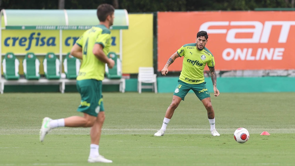 Gustavo Gómez e Benjamín Kuscevic na Academia do Palmeiras — Foto: Cesar Greco / Ag. Palmeiras