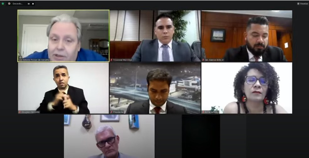 Ex-secretário de Saúde da capital, Luiz Antônio Pôssas de Carvalho em depoimento à CPI na quarta-feira (26) — Foto: Reprodução