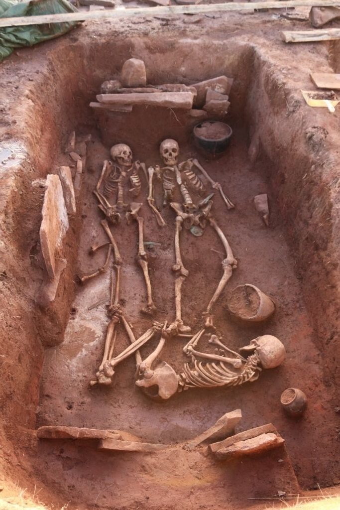 Casal de guerreiros de 2,5 mil anos é descoberto na Rússia (Foto: Universidade Estadual de Novosibirsk)