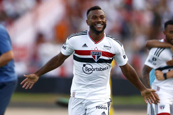 Luan reflete sobre amadurecimento e não descarta jogar por rivais do São Paulo