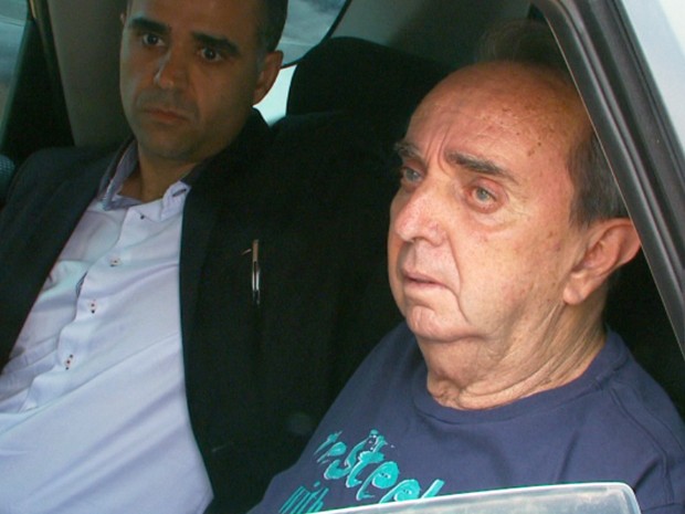 Ex-prefeito de Três Corações deixa penitenciária da cidade (Foto: Carlos Cazelato/Reprodução EPTV)