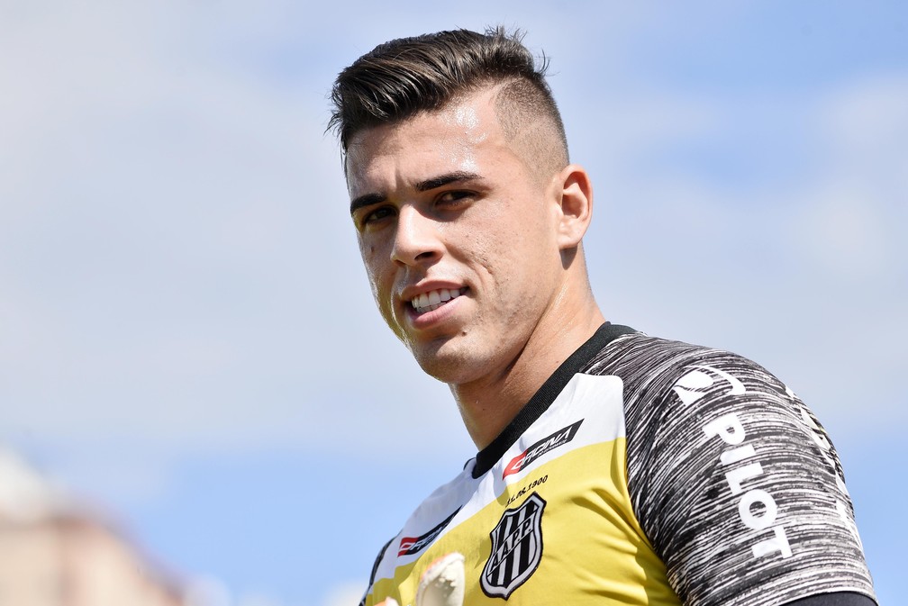Quem é Ivan, goleiro da Ponte Preta convocado por Tite para a Seleção
