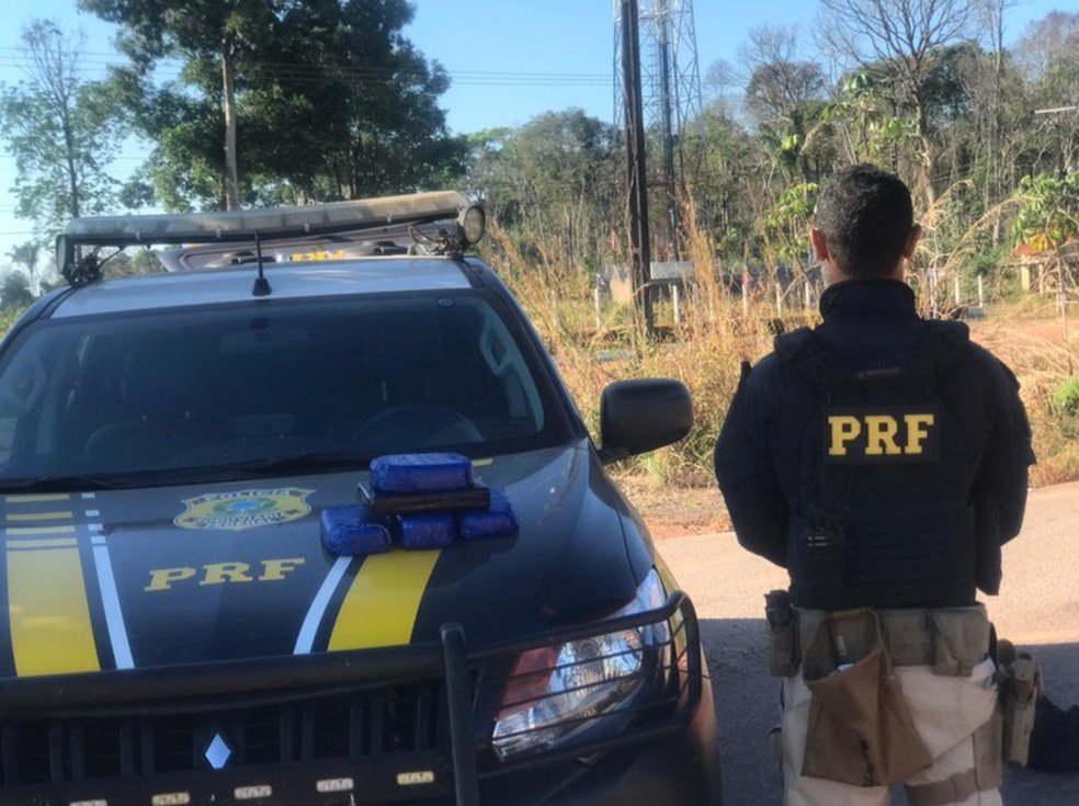 Drogas foram apreendidas na BR-364 em Porto Velho — Foto: PRF/Divulgação