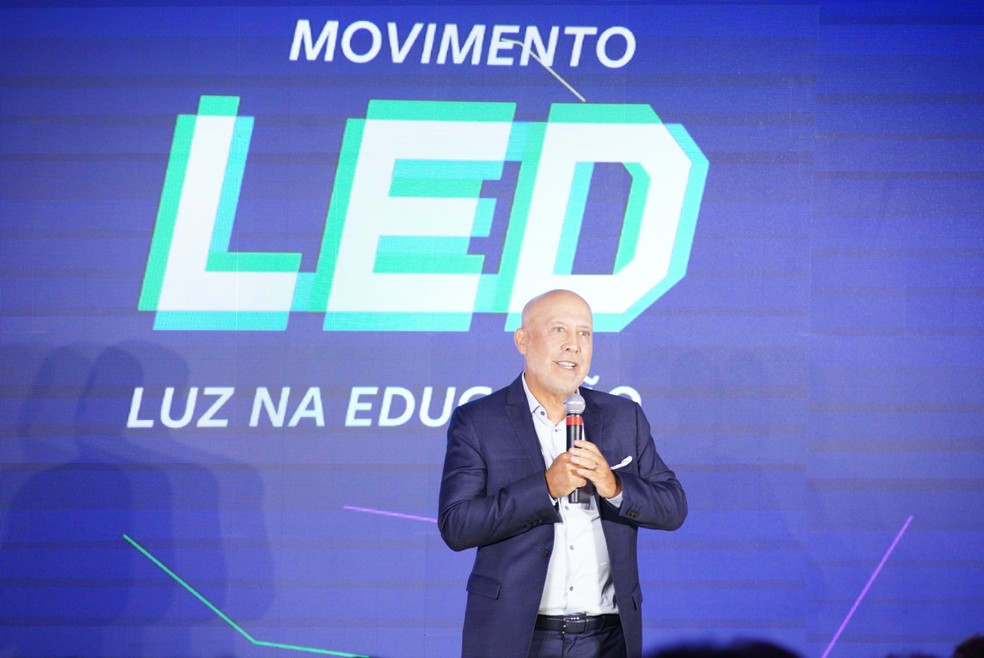 Movimento LED - Jorge Nóbrega, em evento no Museu da Língua Portuguesa — Foto: Foto: Maurício Fidalgo/Globo