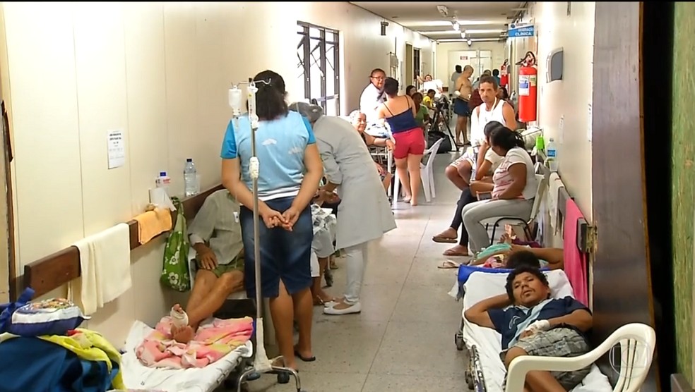 Pacientes aguardam cirurgias eletivas nos corredores de hospitais do RN — Foto: Reprodução/Inter TV Cabugi